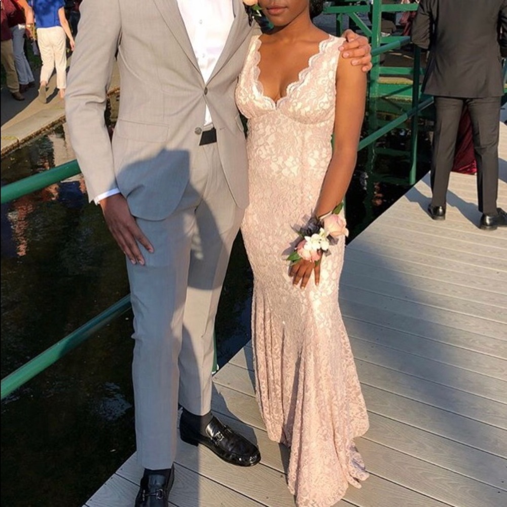 PROM DRESS ( Price Negotiable )